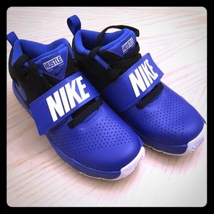 Boys Nike Team Hustle